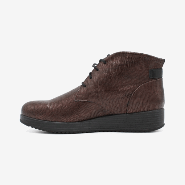 9824 474 1700 D.Bruin/Zwart
