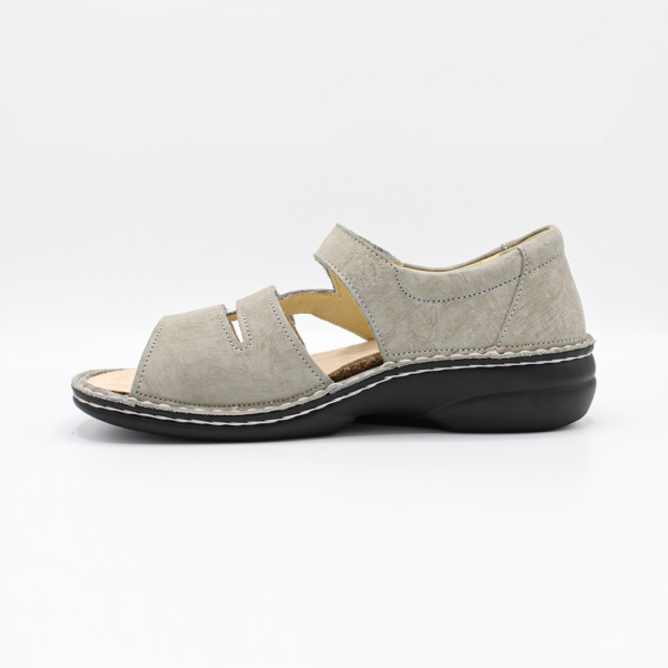 Biella-s Taupe