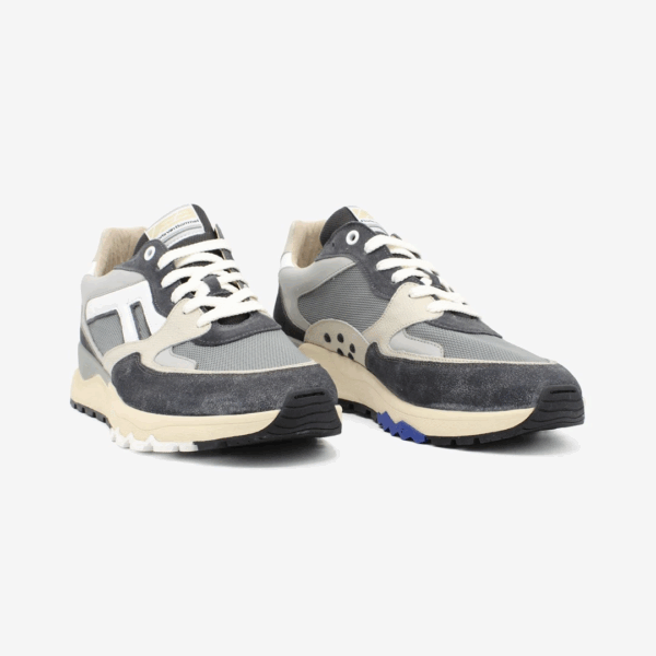 De Treener 01.17-Grey