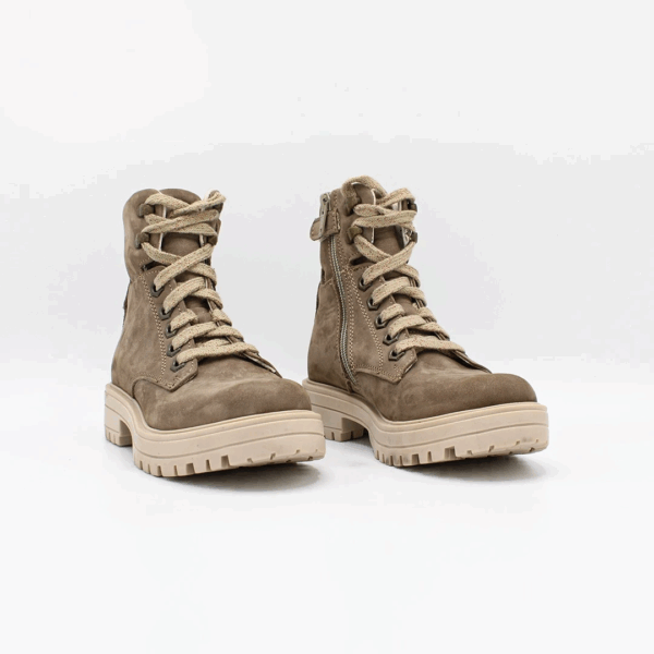Tess 323685-105